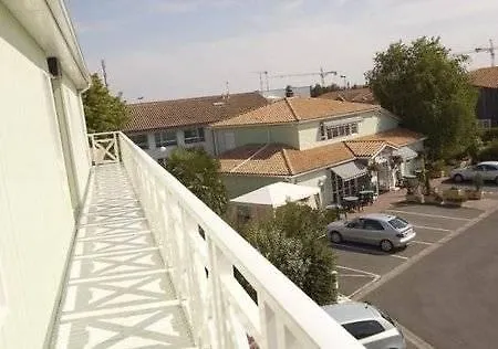 Lr La Rochelle 3* Ла-Рошель