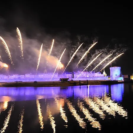 Отель Lr La Rochelle